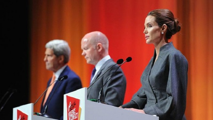 Angelina Jolie to teach masters course at London School of Economics